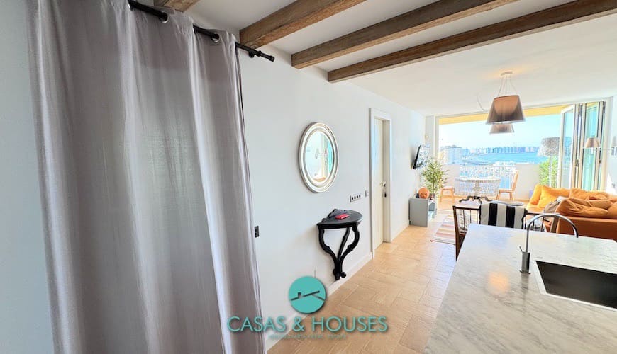 2 bedroom Apartment for sale in La Manga del Mar Menor with pool - € 230,000 (Ref: 9147935)