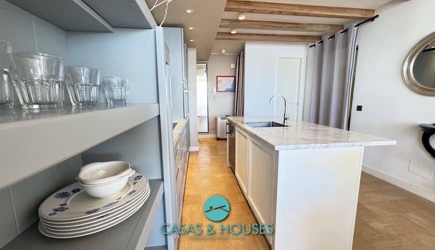 2 bedroom Apartment for sale in La Manga del Mar Menor with pool - € 230,000 (Ref: 9147935)