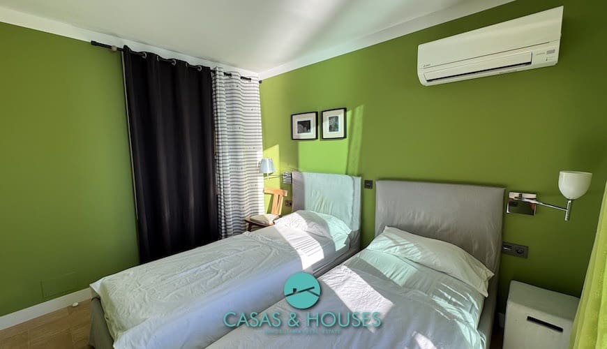 2 bedroom Apartment for sale in La Manga del Mar Menor with pool - € 230,000 (Ref: 9147935)