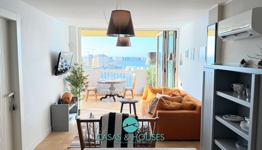 2 bedroom Apartment for sale in La Manga del Mar Menor with pool - € 230,000 (Ref: 9147935)