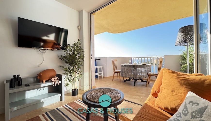 2 bedroom Apartment for sale in La Manga del Mar Menor with pool - € 230,000 (Ref: 9147935)