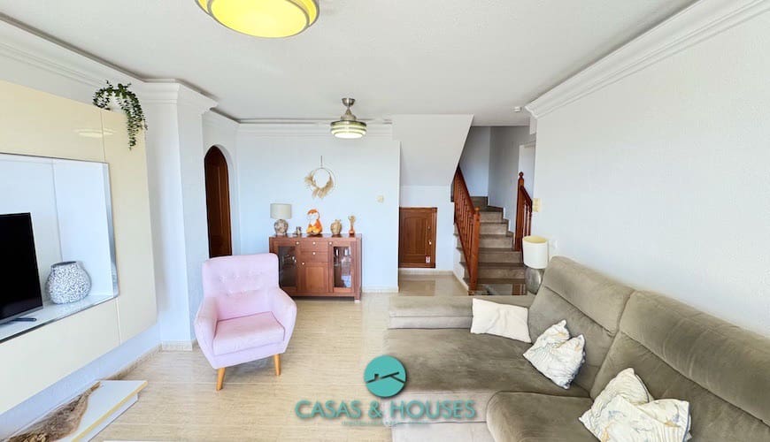 Apartamento de 3 habitaciones en La Manga del Mar Menor en venta con piscina - 245.000 € (Ref: 9185721)