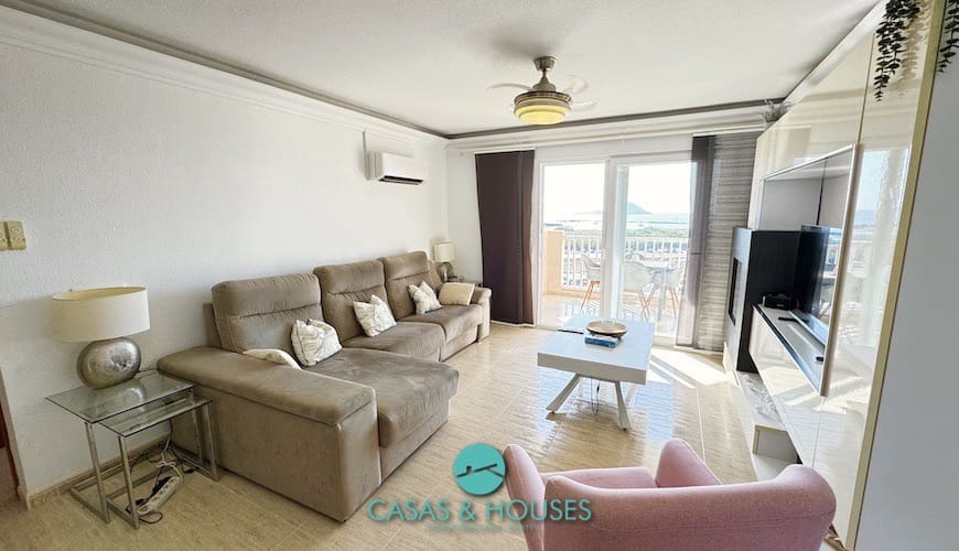 Apartamento de 3 habitaciones en La Manga del Mar Menor en venta con piscina - 245.000 € (Ref: 9185721)