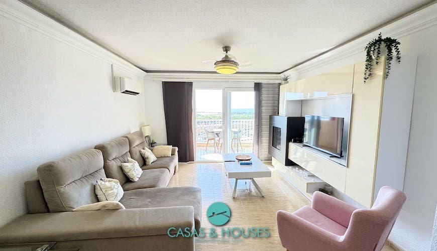 Apartamento de 3 habitaciones en La Manga del Mar Menor en venta con piscina - 245.000 € (Ref: 9185721)