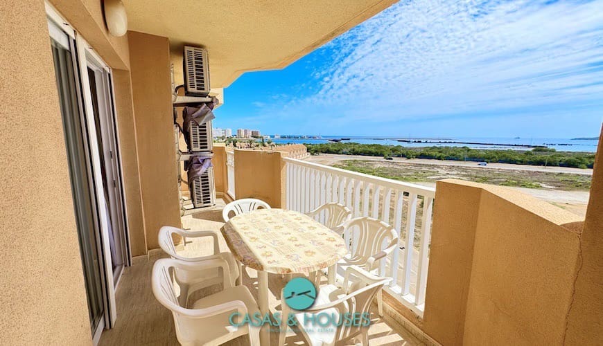 2 bedroom Apartment for sale in La Manga del Mar Menor with pool garage - € 176,000 (Ref: 9201990)