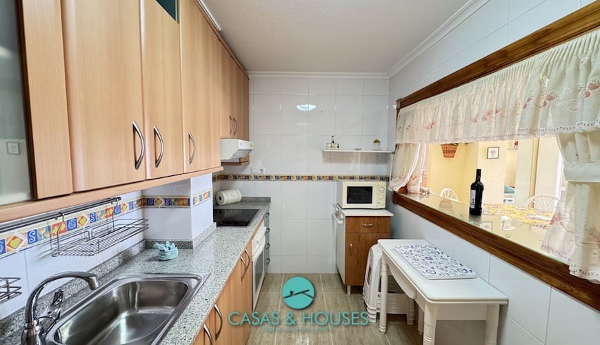 2 bedroom Apartment for sale in La Manga del Mar Menor with pool garage - € 176,000 (Ref: 9201990)