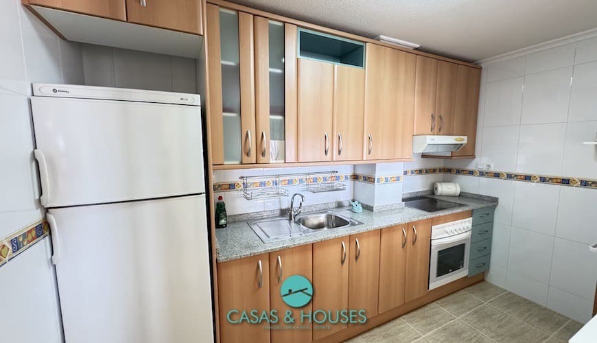 2 bedroom Apartment for sale in La Manga del Mar Menor with pool garage - € 176,000 (Ref: 9201990)