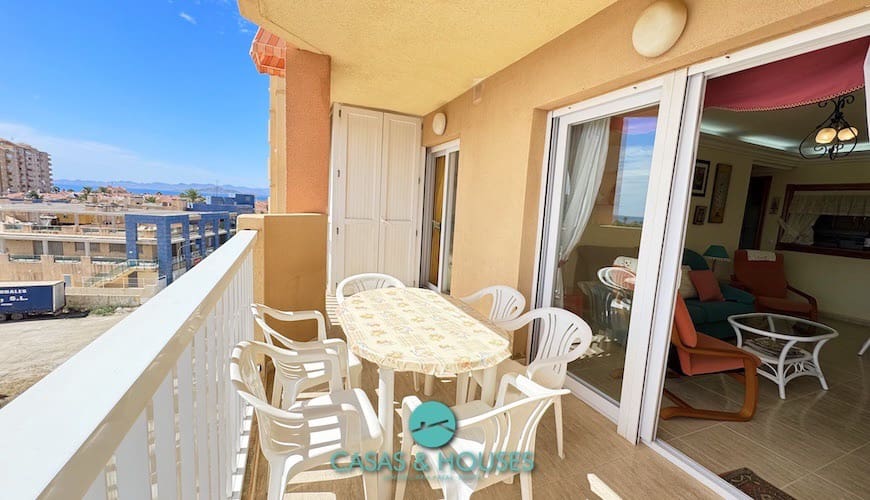 2 bedroom Apartment for sale in La Manga del Mar Menor with pool garage - € 176,000 (Ref: 9201990)