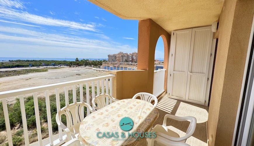 2 bedroom Apartment for sale in La Manga del Mar Menor with pool garage - € 176,000 (Ref: 9201990)