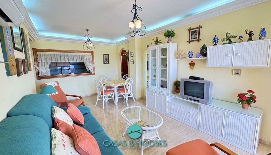 2 bedroom Apartment for sale in La Manga del Mar Menor with pool garage - € 176,000 (Ref: 9201990)