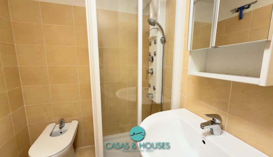 3 makuuhuone Huoneisto myytävänä paikassa La Manga del Mar Menor mukana uima-altaan 
autotalli - 255 000 € (Ref: 9327028)