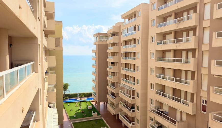 3 makuuhuone Huoneisto myytävänä paikassa La Manga del Mar Menor mukana uima-altaan 
autotalli - 255 000 € (Ref: 9327028)