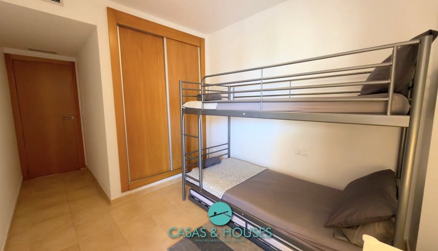 3 makuuhuone Huoneisto myytävänä paikassa La Manga del Mar Menor mukana uima-altaan 
autotalli - 255 000 € (Ref: 9327028)