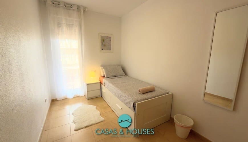 3 makuuhuone Huoneisto myytävänä paikassa La Manga del Mar Menor mukana uima-altaan 
autotalli - 255 000 € (Ref: 9327028)