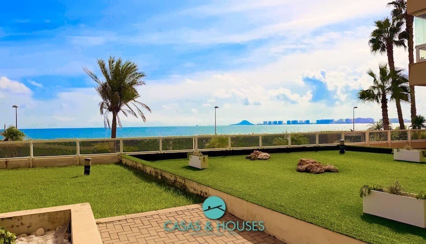 3 makuuhuone Huoneisto myytävänä paikassa La Manga del Mar Menor mukana uima-altaan 
autotalli - 255 000 € (Ref: 9327028)