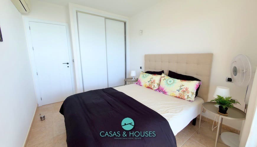 1 sypialnia Apartament na sprzedaż w La Manga del Mar Menor z basenem garażem - 155 000 € (Ref: 9338661)