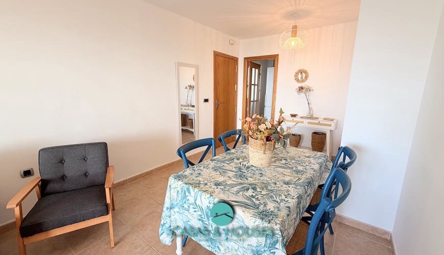 2 bedroom Apartment for sale in La Manga del Mar Menor with pool garage - € 178,000 (Ref: 9357232)