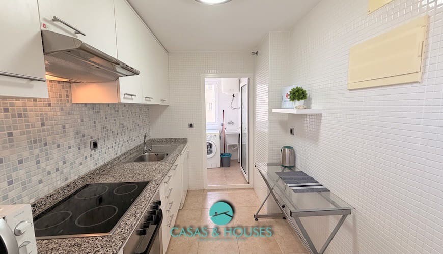 2 bedroom Apartment for sale in La Manga del Mar Menor with pool garage - € 178,000 (Ref: 9357232)