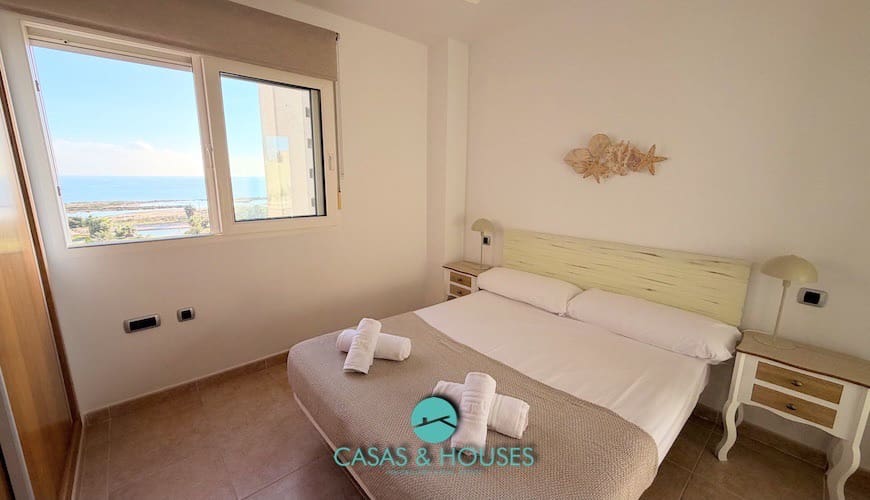 2 bedroom Apartment for sale in La Manga del Mar Menor with pool garage - € 178,000 (Ref: 9357232)