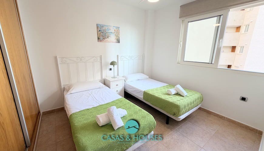 2 bedroom Apartment for sale in La Manga del Mar Menor with pool garage - € 178,000 (Ref: 9357232)