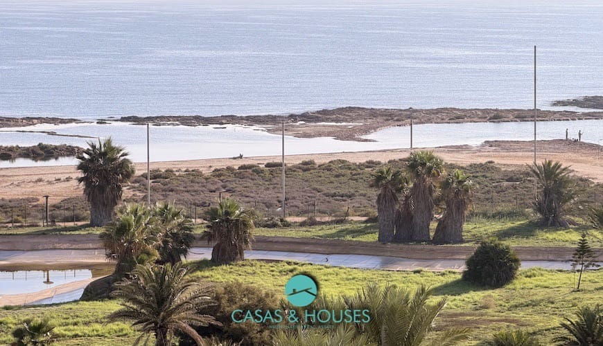 2 bedroom Apartment for sale in La Manga del Mar Menor with pool garage - € 178,000 (Ref: 9357232)