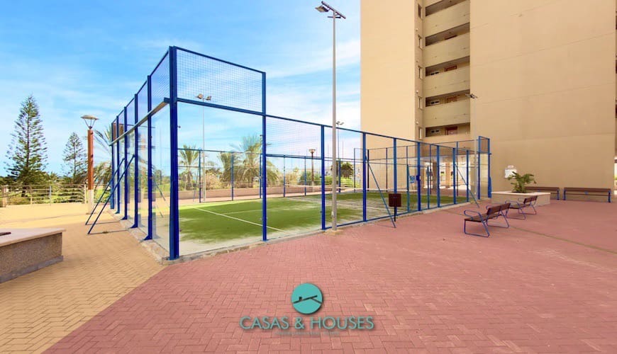 2 bedroom Apartment for sale in La Manga del Mar Menor with pool garage - € 178,000 (Ref: 9357232)