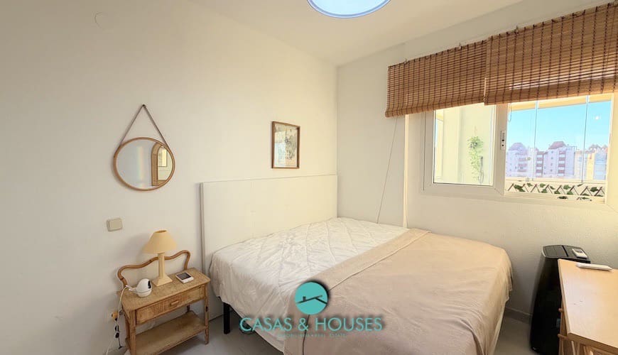 1 bedroom Apartment for sale in La Manga del Mar Menor with pool garage - € 116,000 (Ref: 9360426)