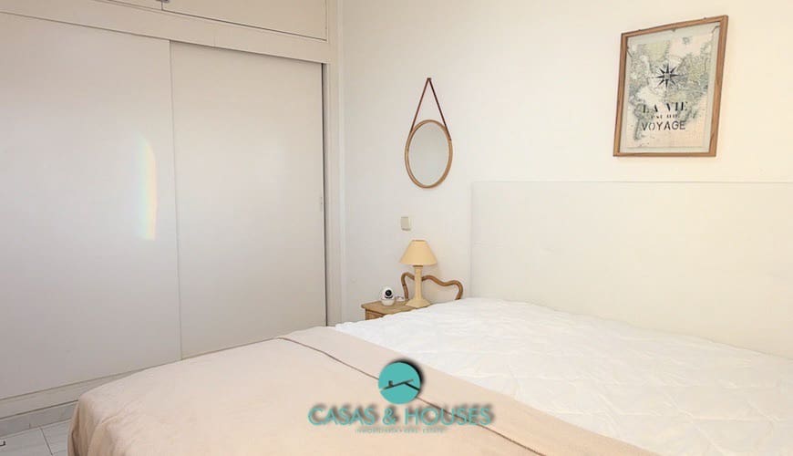 1 bedroom Apartment for sale in La Manga del Mar Menor with pool garage - € 116,000 (Ref: 9360426)