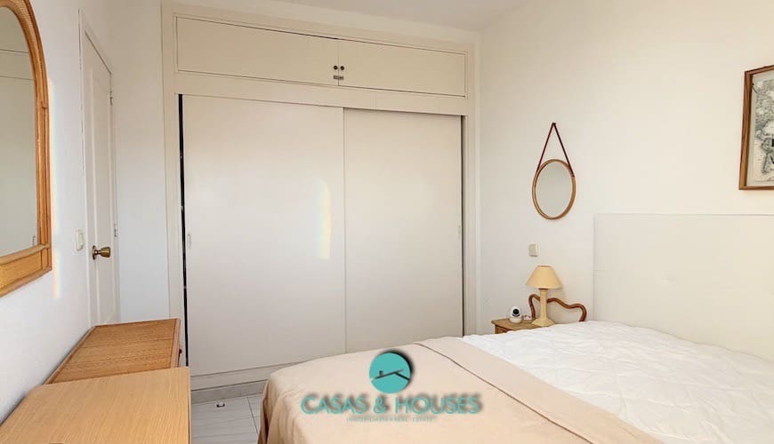 1 bedroom Apartment for sale in La Manga del Mar Menor with pool garage - € 116,000 (Ref: 9360426)