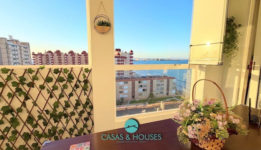 1 bedroom Apartment for sale in La Manga del Mar Menor with pool garage - € 116,000 (Ref: 9360426)