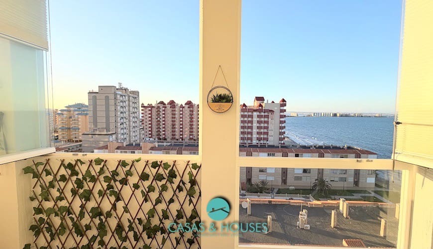 1 bedroom Apartment for sale in La Manga del Mar Menor with pool garage - € 116,000 (Ref: 9360426)