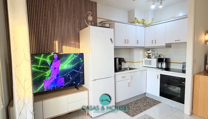 1 bedroom Apartment for sale in La Manga del Mar Menor with pool garage - € 116,000 (Ref: 9360426)