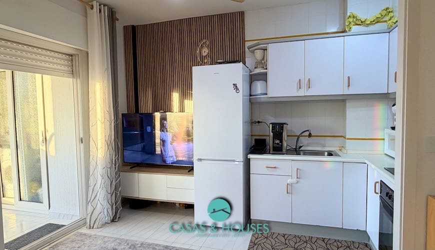 1 bedroom Apartment for sale in La Manga del Mar Menor with pool garage - € 116,000 (Ref: 9360426)