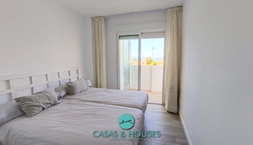 3 makuuhuone Huoneisto myytävänä paikassa La Manga del Mar Menor mukana uima-altaan - 209 000 € (Ref: 9386399)