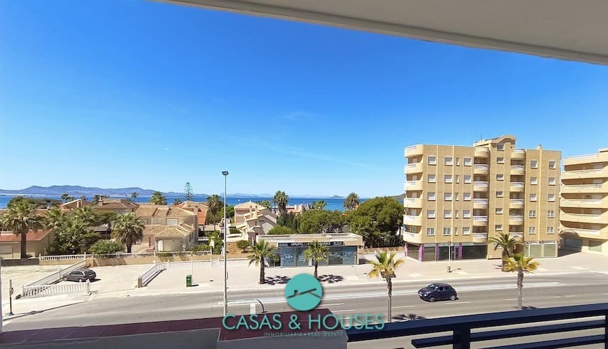 3 makuuhuone Huoneisto myytävänä paikassa La Manga del Mar Menor mukana uima-altaan - 209 000 € (Ref: 9386399)