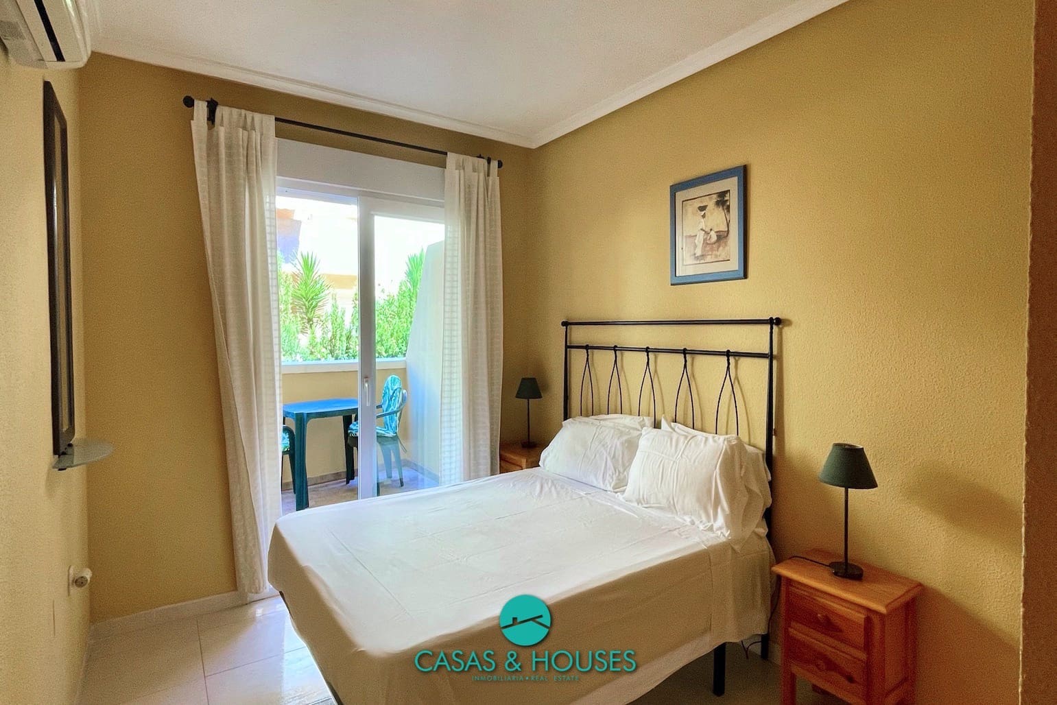 2 bedroom Apartment for sale in La Manga del Mar Menor with pool - € 162,500 (Ref: 9519291)