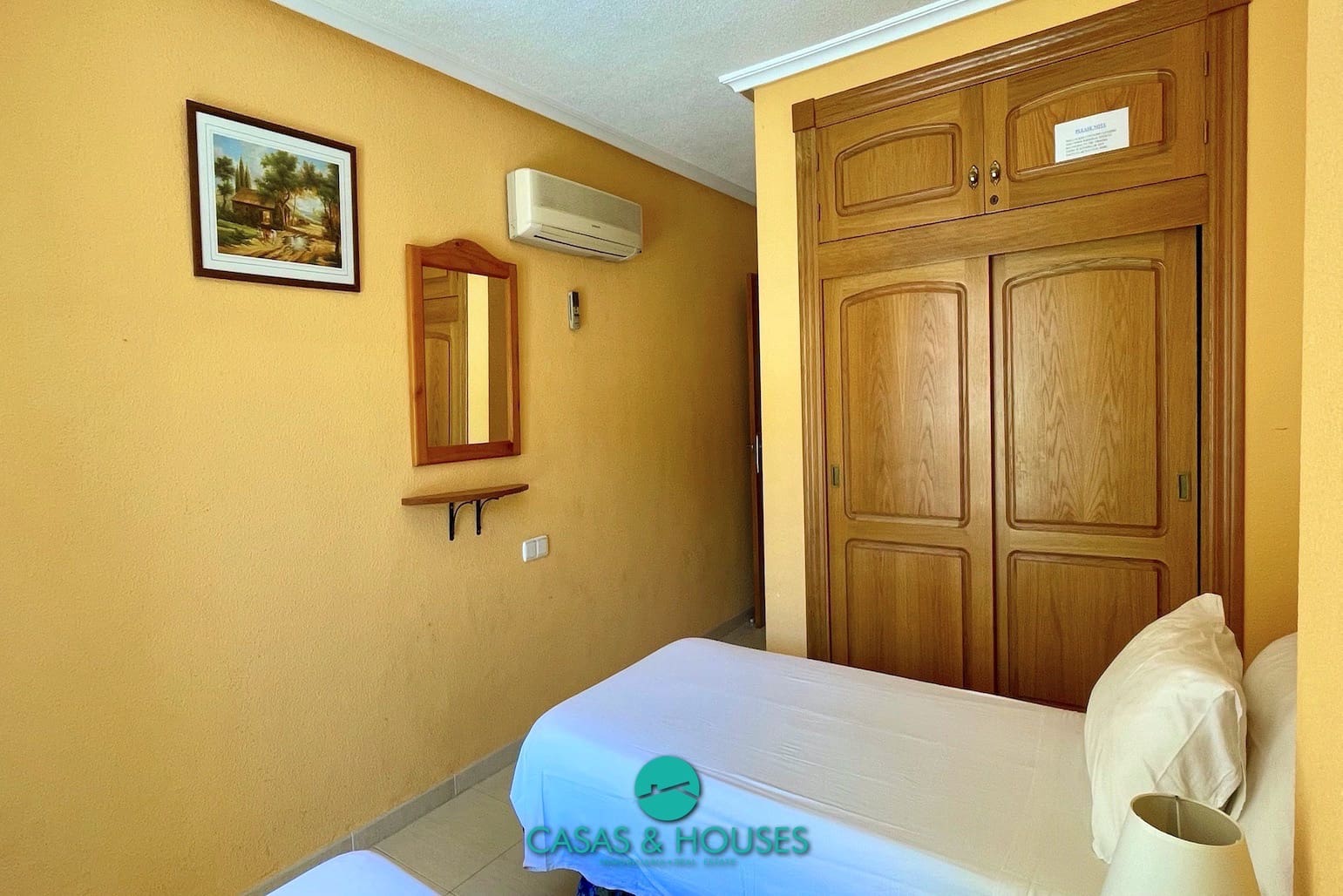 2 bedroom Apartment for sale in La Manga del Mar Menor with pool - € 162,500 (Ref: 9519291)