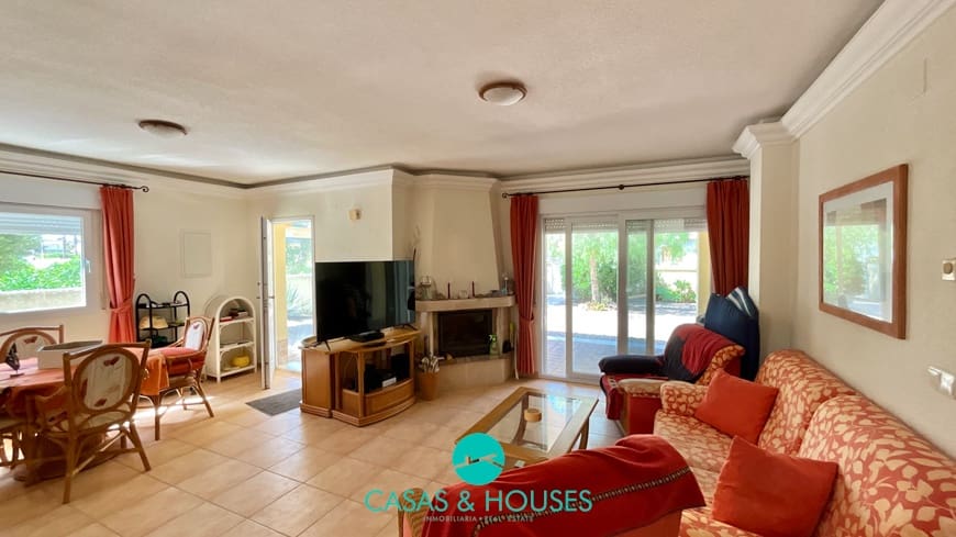 2 makuuhuone Omakotitalo myytävänä paikassa La Manga del Mar Menor mukana 
autotalli - 280 000 € (Ref: 9521700)