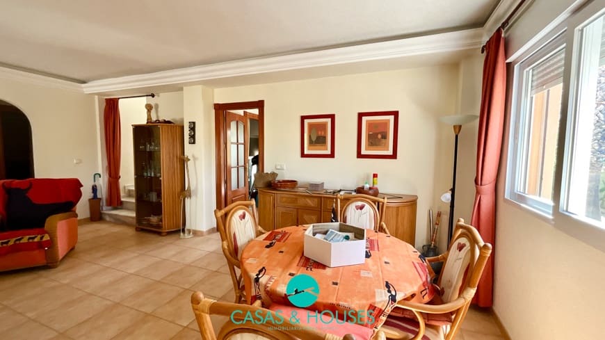 2 makuuhuone Omakotitalo myytävänä paikassa La Manga del Mar Menor mukana 
autotalli - 280 000 € (Ref: 9521700)