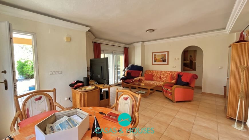 2 makuuhuone Omakotitalo myytävänä paikassa La Manga del Mar Menor mukana 
autotalli - 280 000 € (Ref: 9521700)