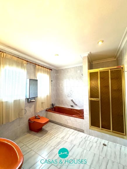 5 makuuhuone Omakotitalo myytävänä paikassa La Manga del Mar Menor mukana uima-altaan 
autotalli - 1 450 000 € (Ref: 9521712)