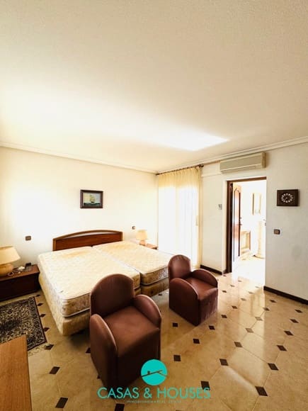 5 makuuhuone Omakotitalo myytävänä paikassa La Manga del Mar Menor mukana uima-altaan 
autotalli - 1 450 000 € (Ref: 9521712)