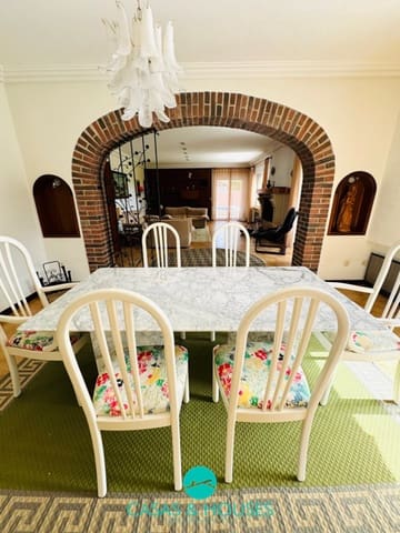 5 makuuhuone Omakotitalo myytävänä paikassa La Manga del Mar Menor mukana uima-altaan 
autotalli - 1 450 000 € (Ref: 9521712)