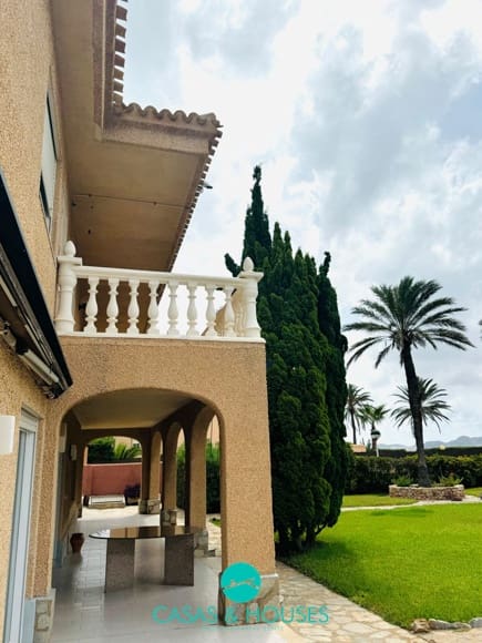 5 makuuhuone Omakotitalo myytävänä paikassa La Manga del Mar Menor mukana uima-altaan 
autotalli - 1 450 000 € (Ref: 9521712)