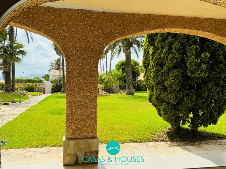 5 makuuhuone Omakotitalo myytävänä paikassa La Manga del Mar Menor mukana uima-altaan 
autotalli - 1 450 000 € (Ref: 9521712)