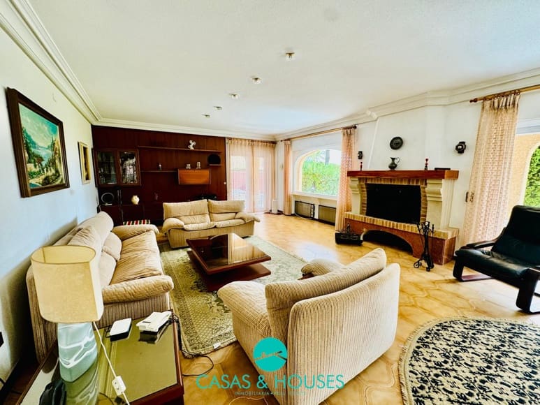 5 makuuhuone Omakotitalo myytävänä paikassa La Manga del Mar Menor mukana uima-altaan 
autotalli - 1 450 000 € (Ref: 9521712)