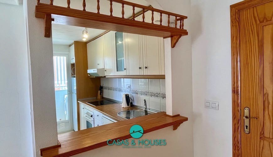 1 chambre Appartement à vendre à La Manga del Mar Menor avec piscine - 130 000 € (Ref: 9588061)