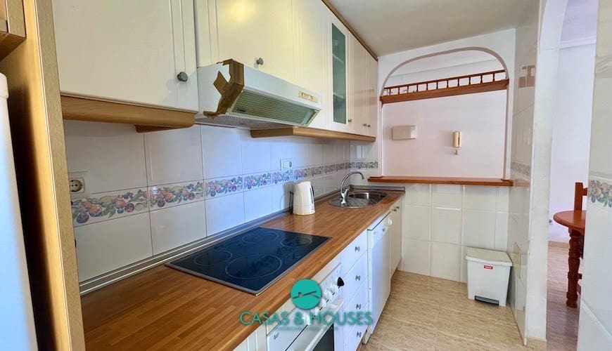 1 chambre Appartement à vendre à La Manga del Mar Menor avec piscine - 130 000 € (Ref: 9588061)