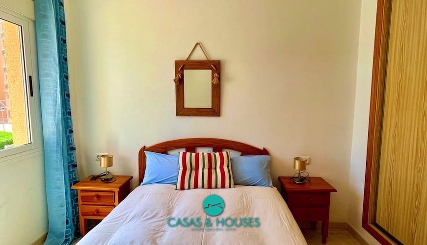 1 chambre Appartement à vendre à La Manga del Mar Menor avec piscine - 130 000 € (Ref: 9588061)