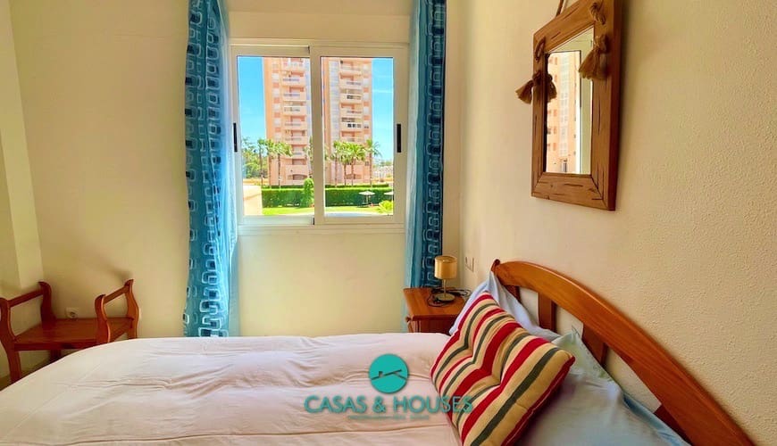 1 chambre Appartement à vendre à La Manga del Mar Menor avec piscine - 130 000 € (Ref: 9588061)